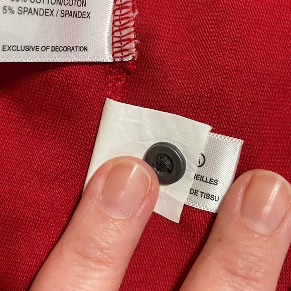 NWOT Cutter and Buck Red Ladies Keep You Warm Henley Style Shirt Size La… - Picture 9 of 9